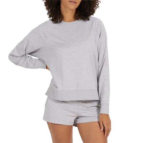 Vuori Tops - Vuori L Long-Sleeve Halo Crew - Women's in Gray